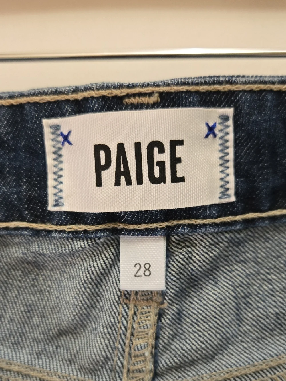 Paige Jimmy Jimmy Cuffed Jean Shorts‎ Size 28 Distressed